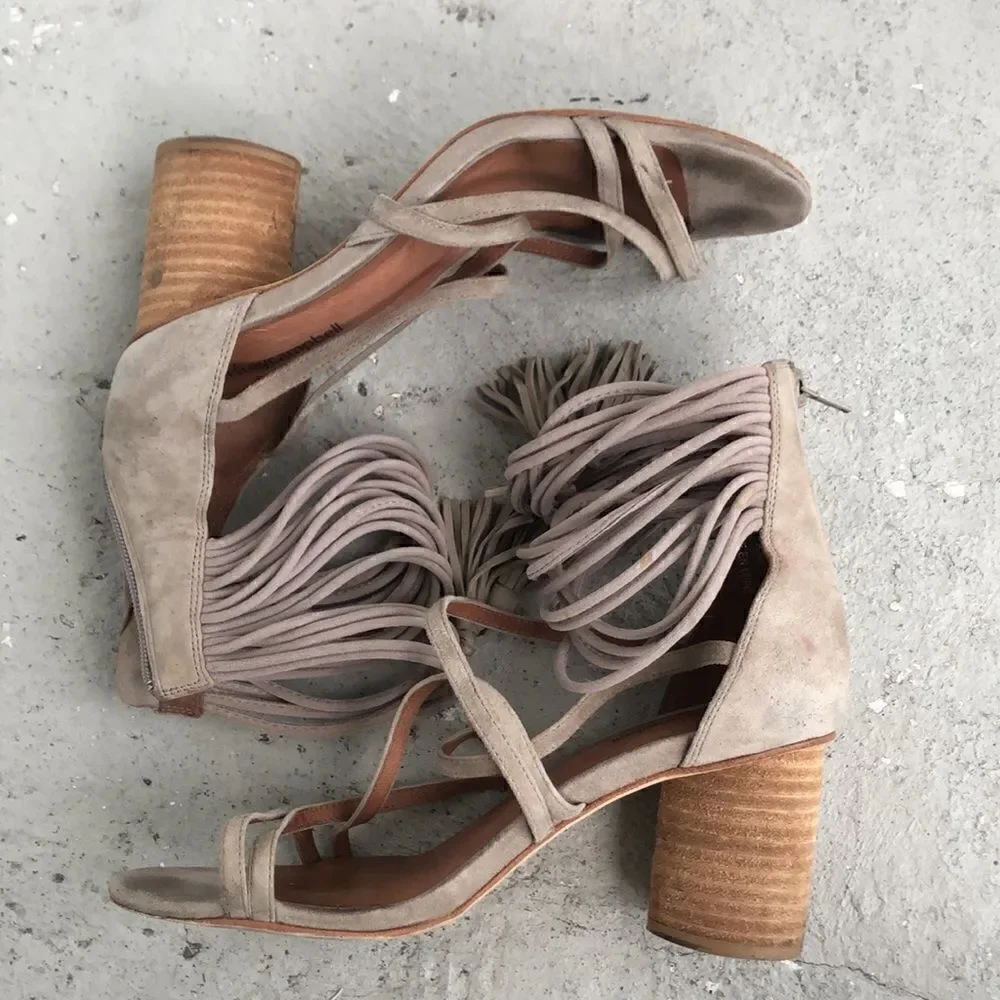 Jeffrey  Campbell  Despina
